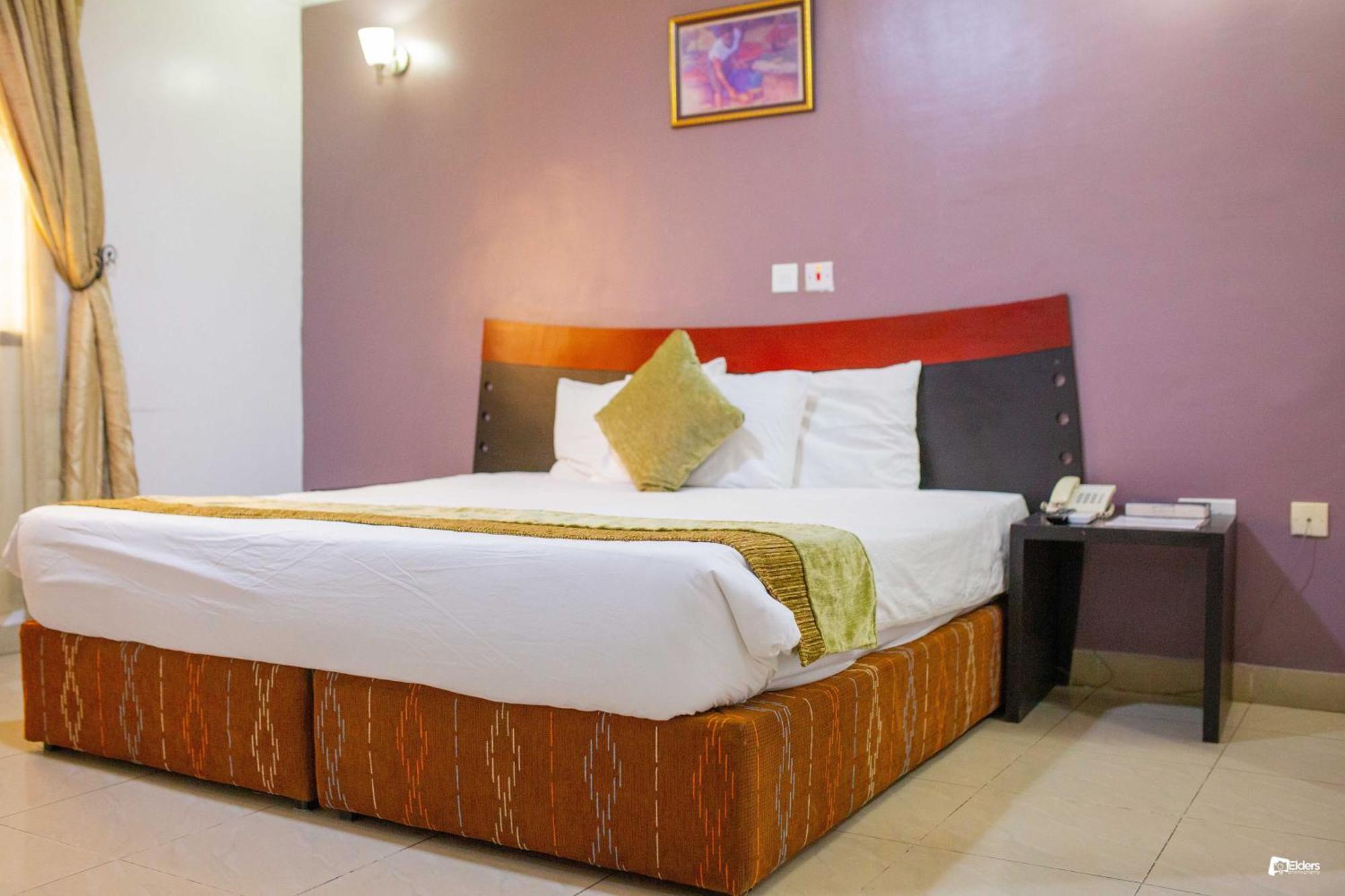 Suru Express Hotel Gra Lagos Ngoại thất bức ảnh