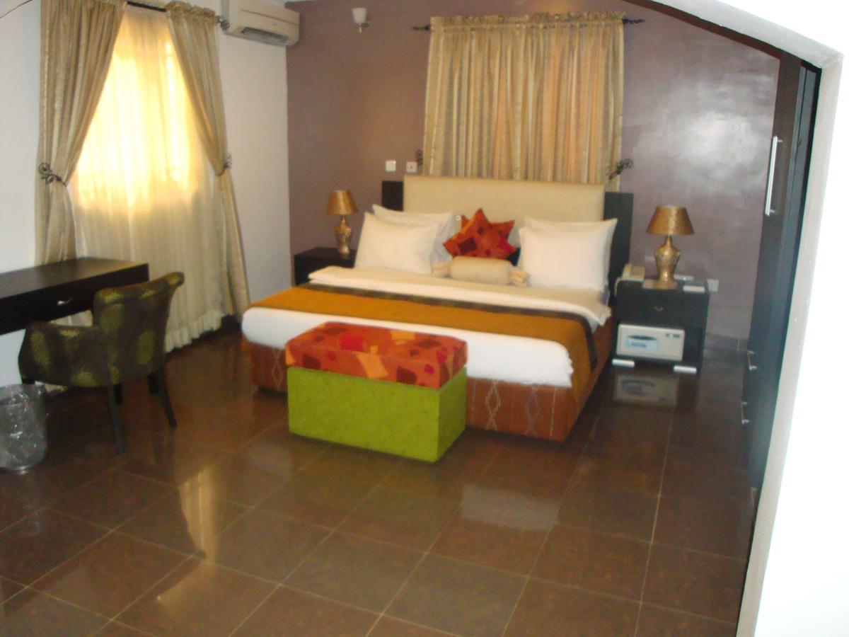 Suru Express Hotel Gra Lagos Ngoại thất bức ảnh